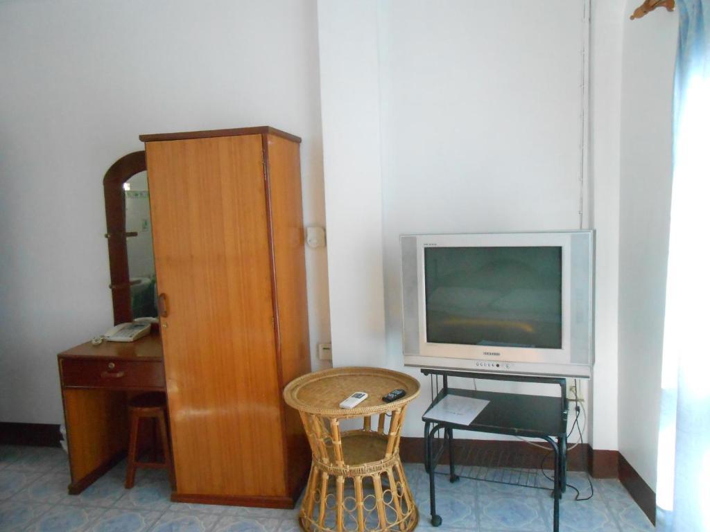 Chanthasom Guesthouse Ban Nongdouang Room photo